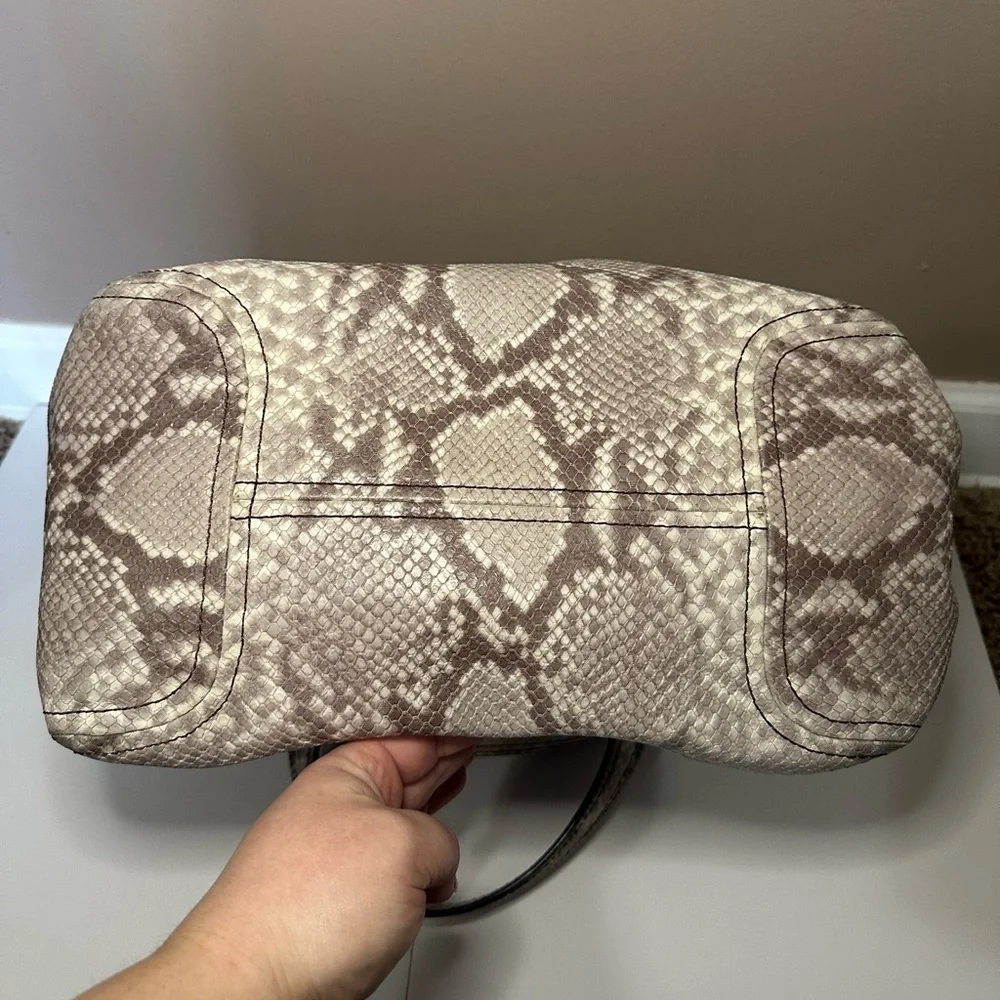 Michael Kors EUC Frances Snake Embossed Leather Shoulder Bag in Cocoa